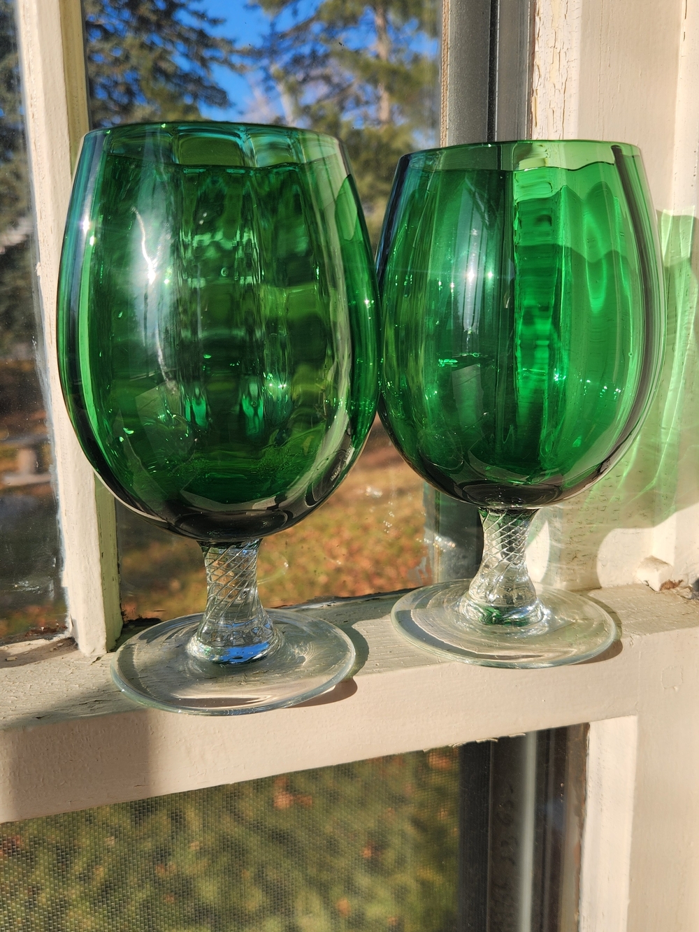 Vintage Empoli MCM Emerald Green Optic Glass Brandy Snifter Italy Twisted Stem